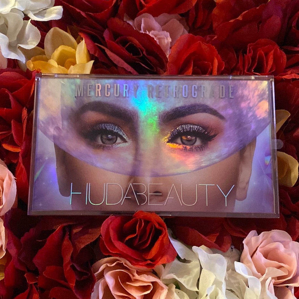 Mercury Retrograde Eyeshadow Palette